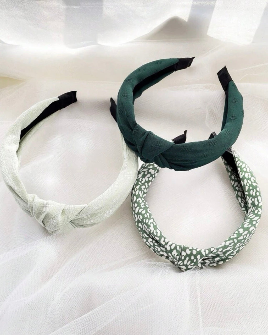 Beautiful Knotted Headband