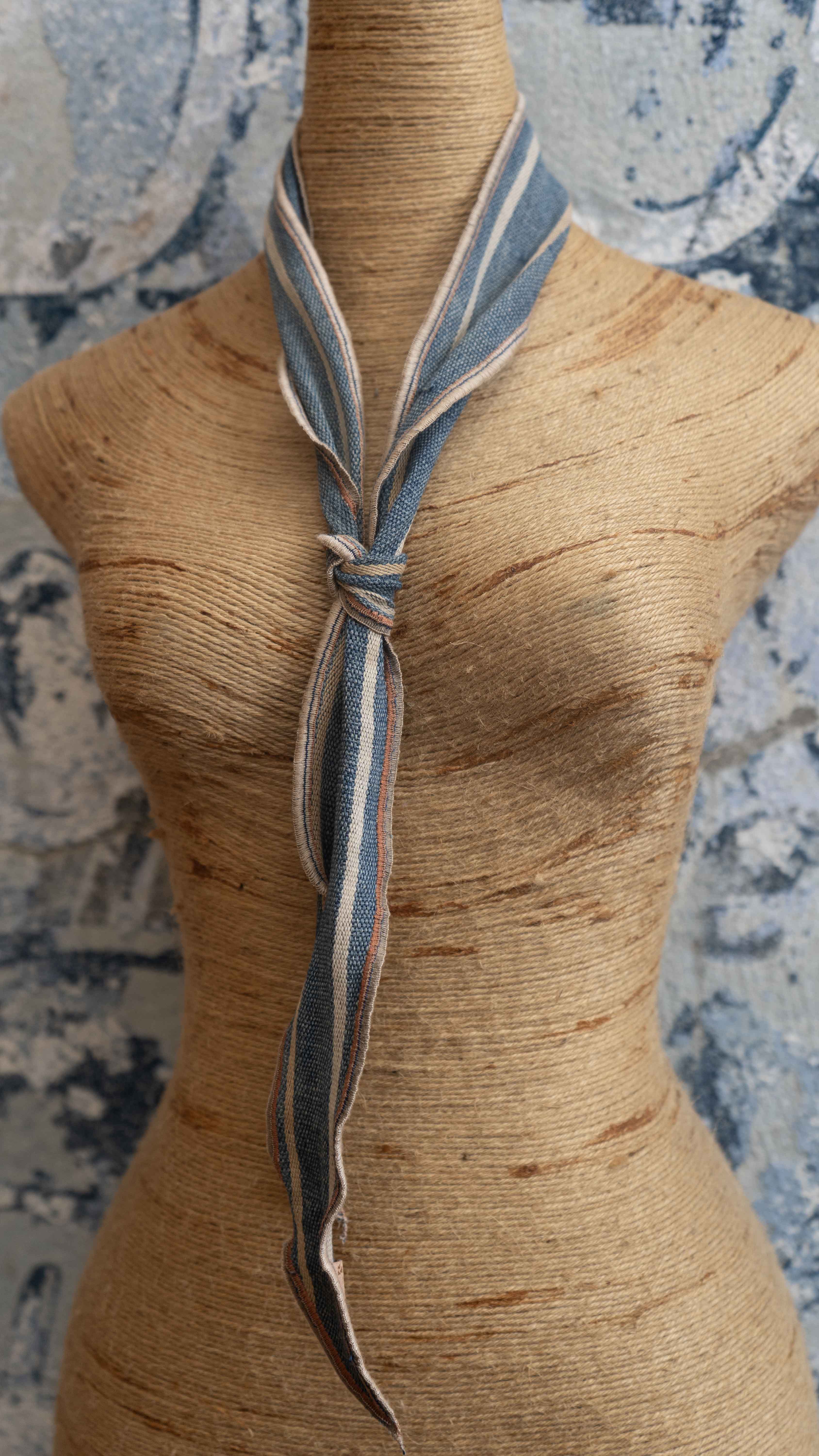 1966 Coastal Neck Scarf