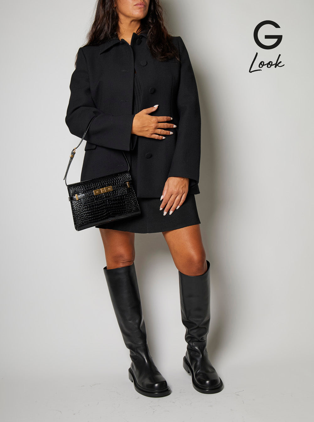 Saint Laurent Women 'Small Manhattan' Black Shoulder Bag With Flap On Front In Glossy Crocodile Leather Woman