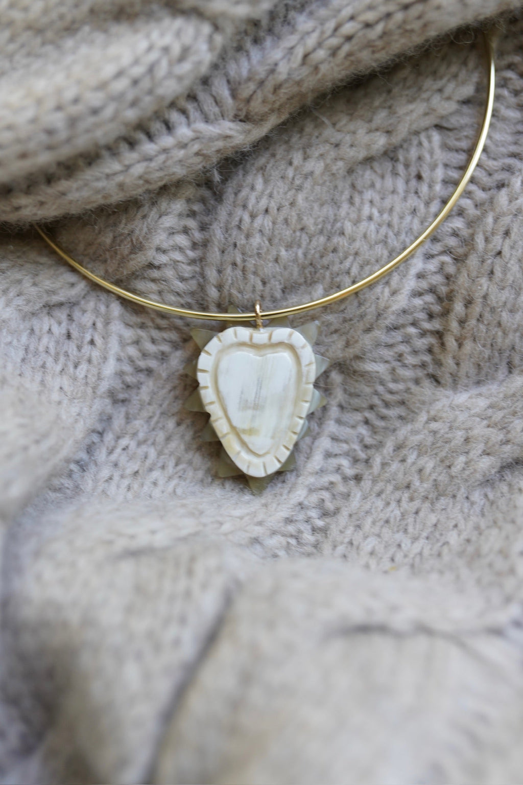 Amour Heart Horn Charm
