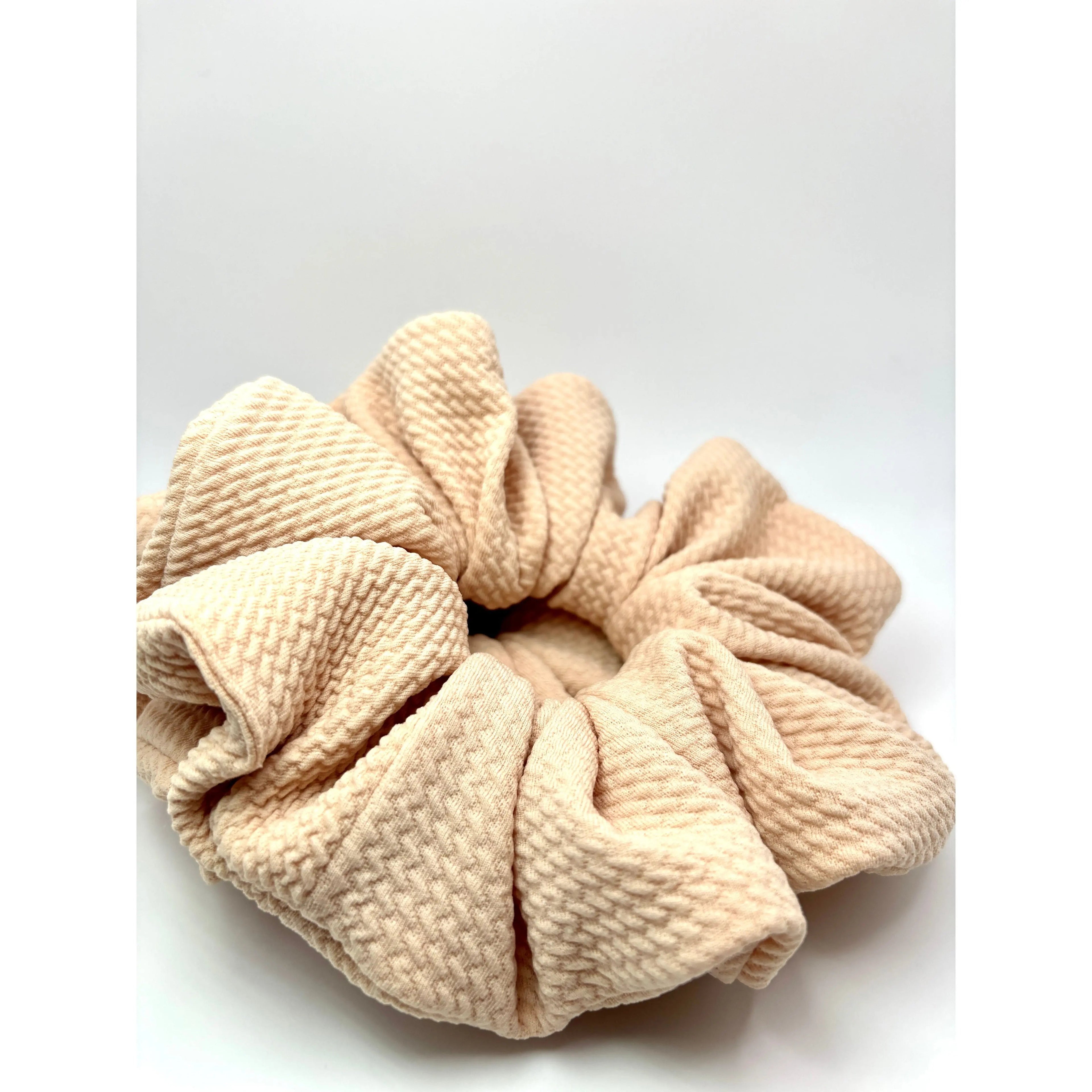 Oatmeal Bullet Scrunchie