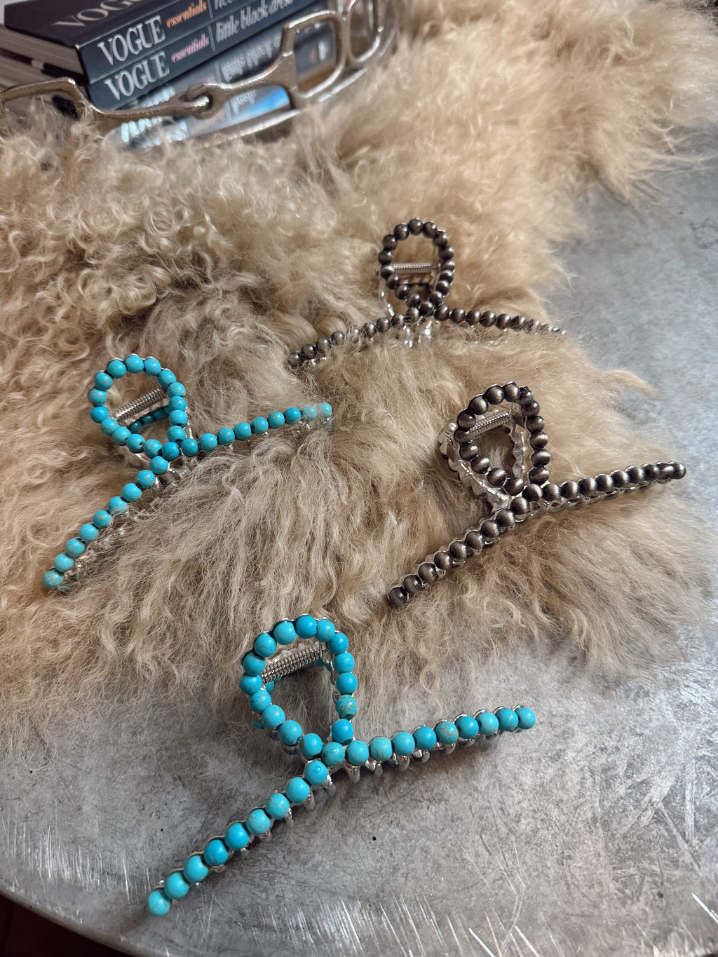 The Navajo Pearl Hair Clip