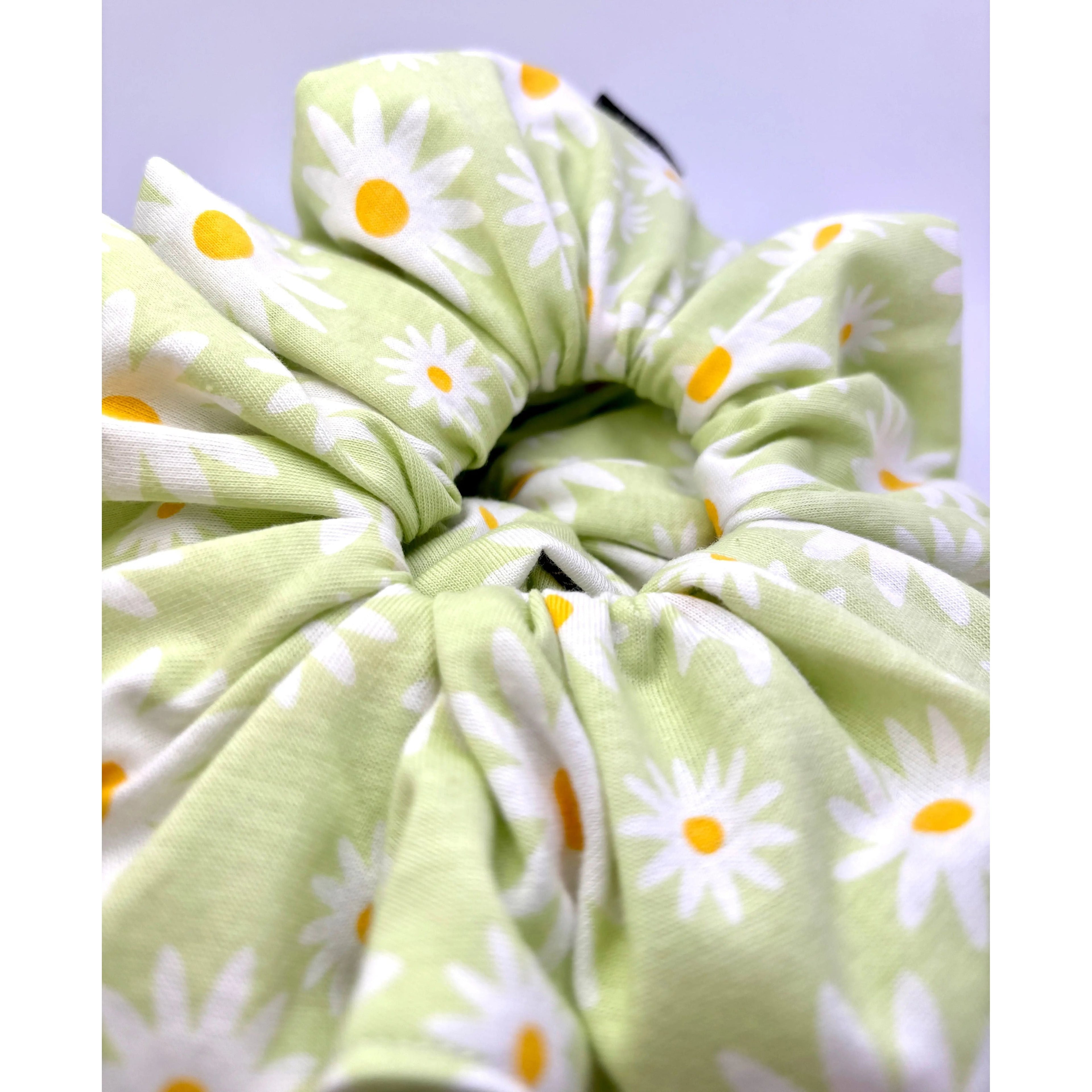 Green Daisy Summer Scrunchie
