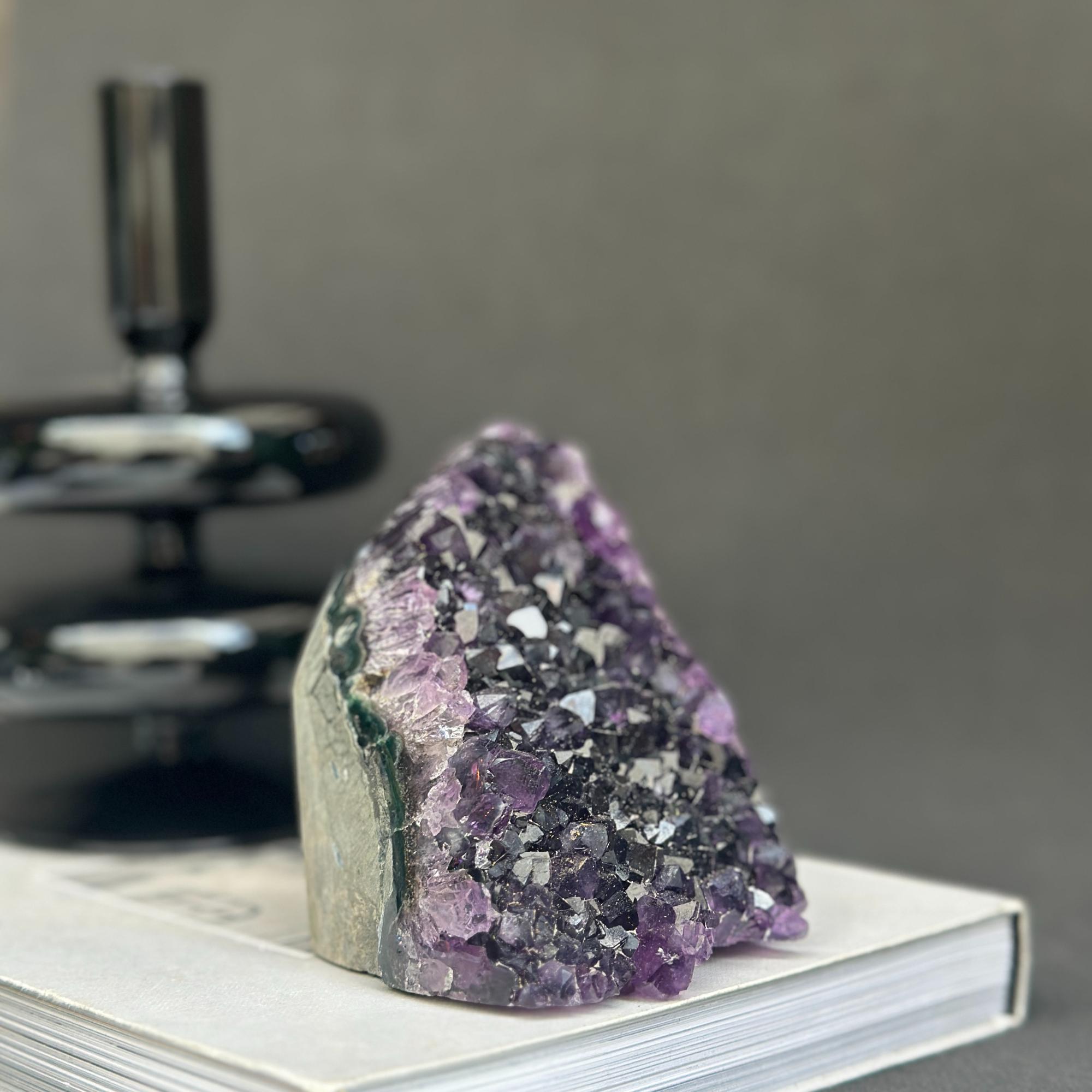 Amethyst raw stone, Cathedral amethyst, large crystal cluster