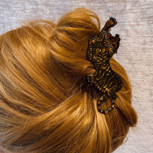 "Attack" Style Tiger Hair Clip