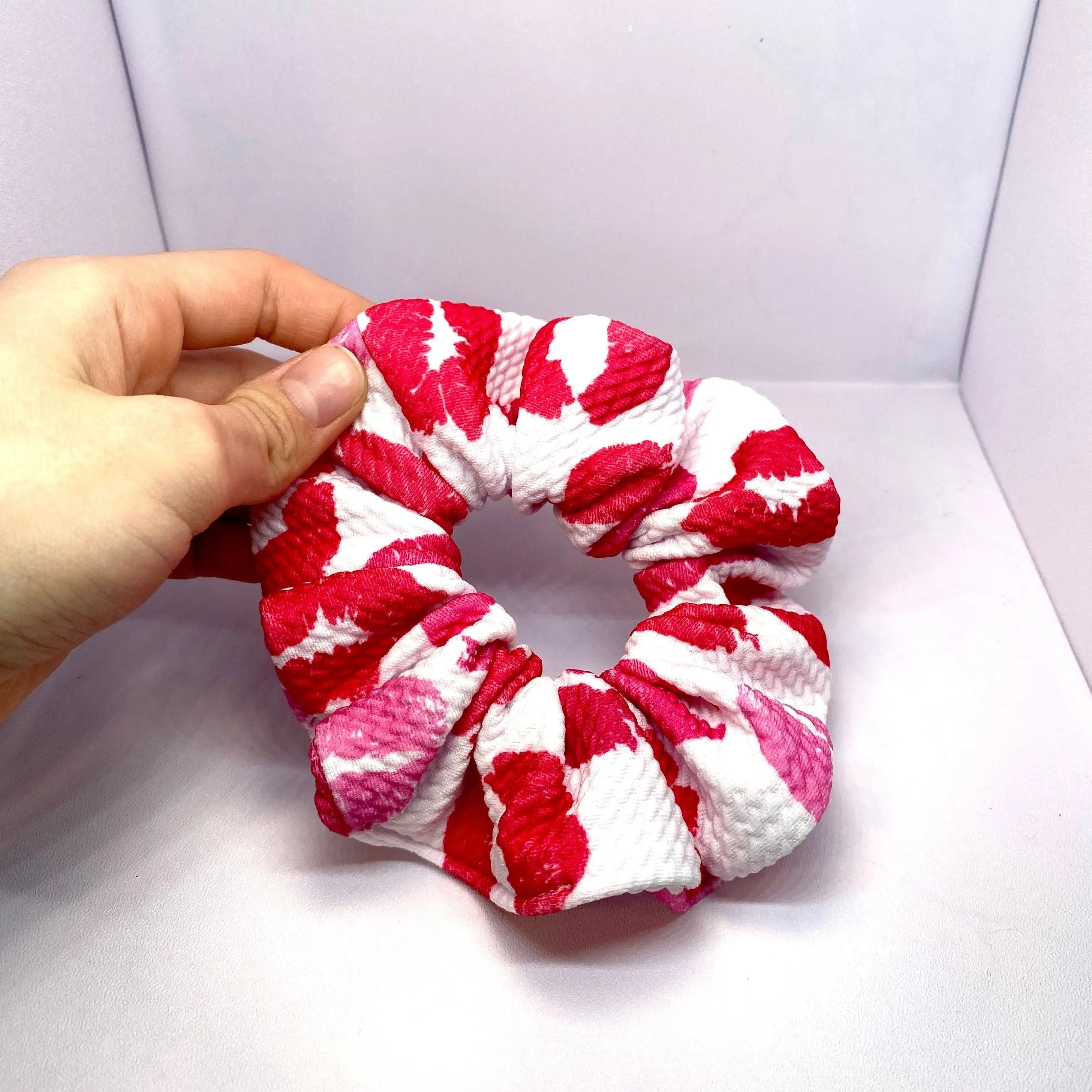 Mini Kisses Bullet Scrunchie