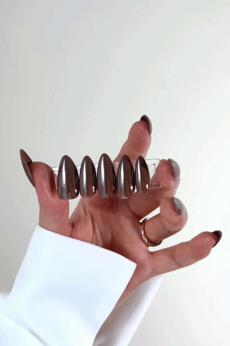 nail