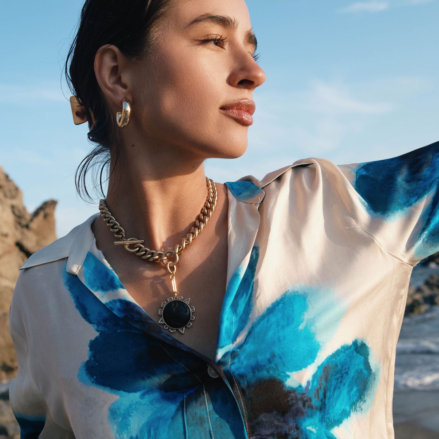 Odyssey Necklace Black Gold