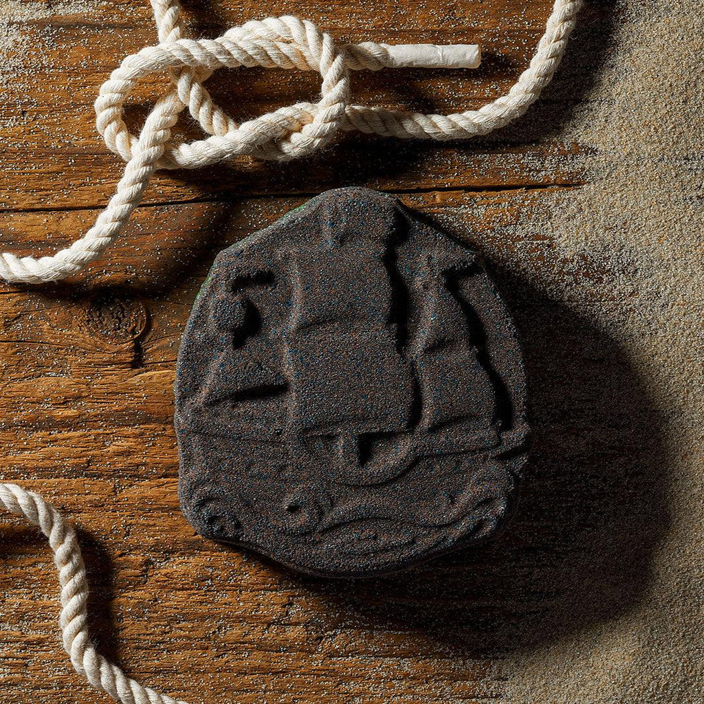 Bonny's Pirate Ship - Bath Bomb