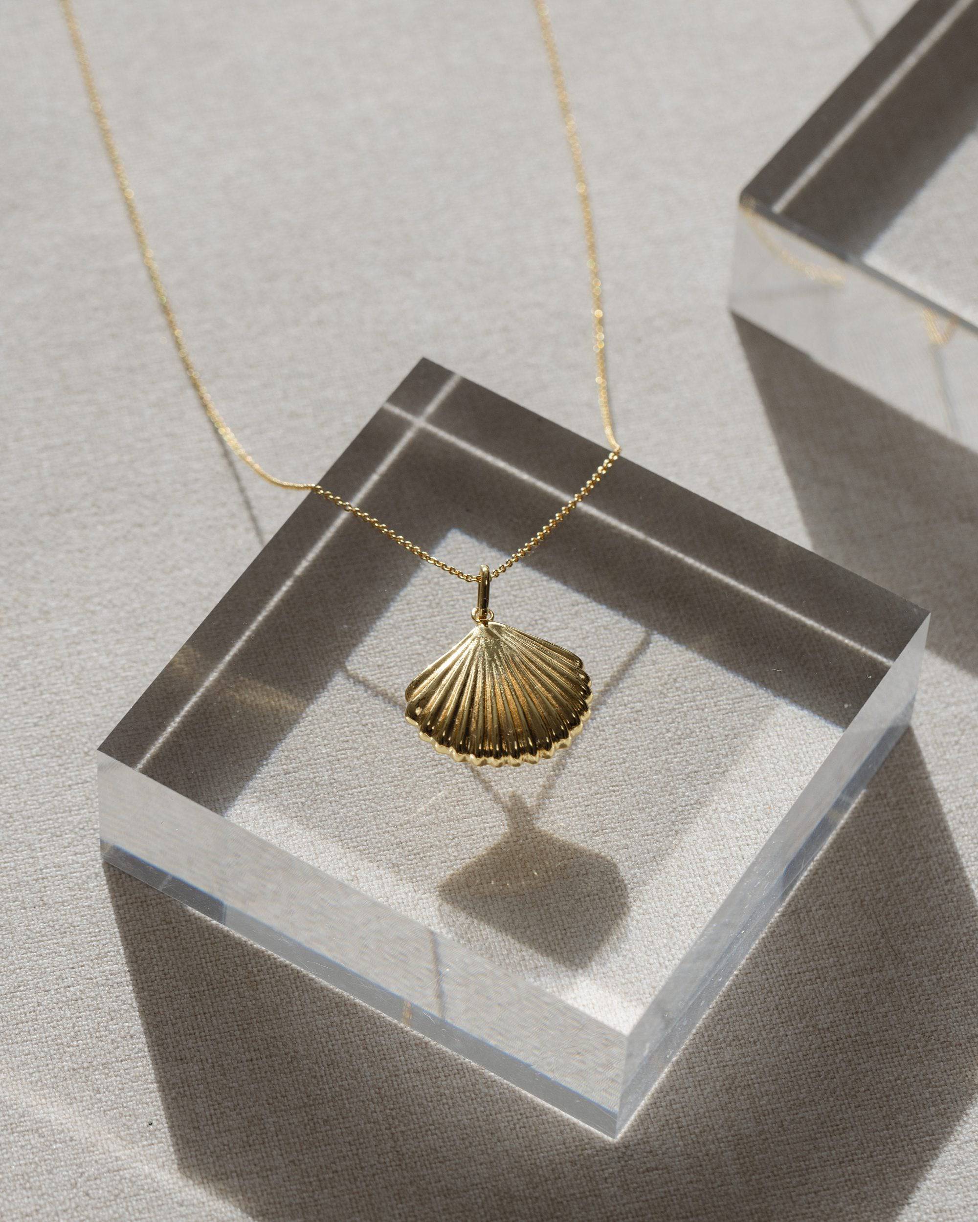 Gold Sanibel Necklace