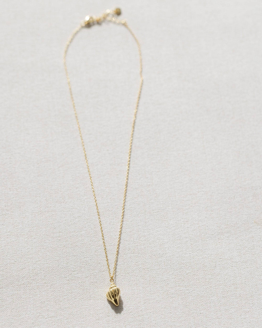 Gold Conch Shell Necklace