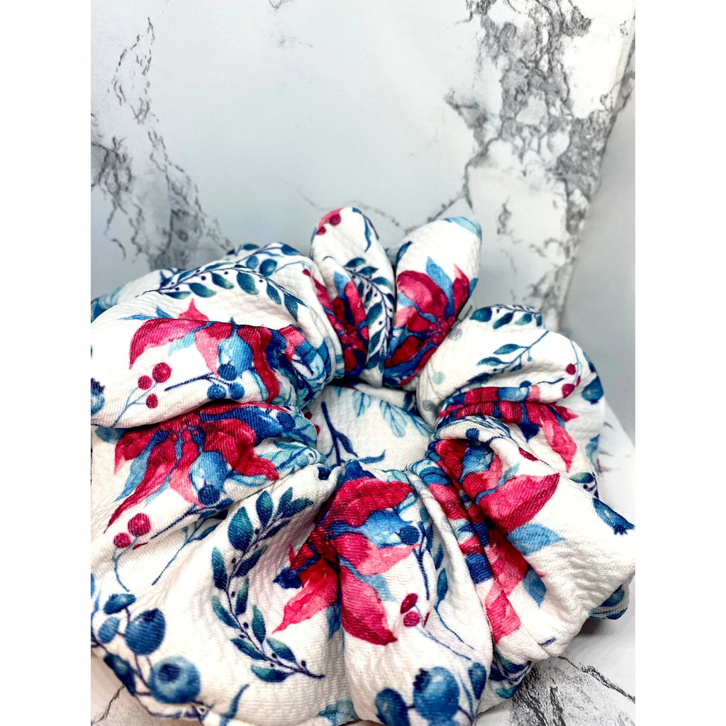 Floral Poinsettia Christmas Bullet Scrunchie