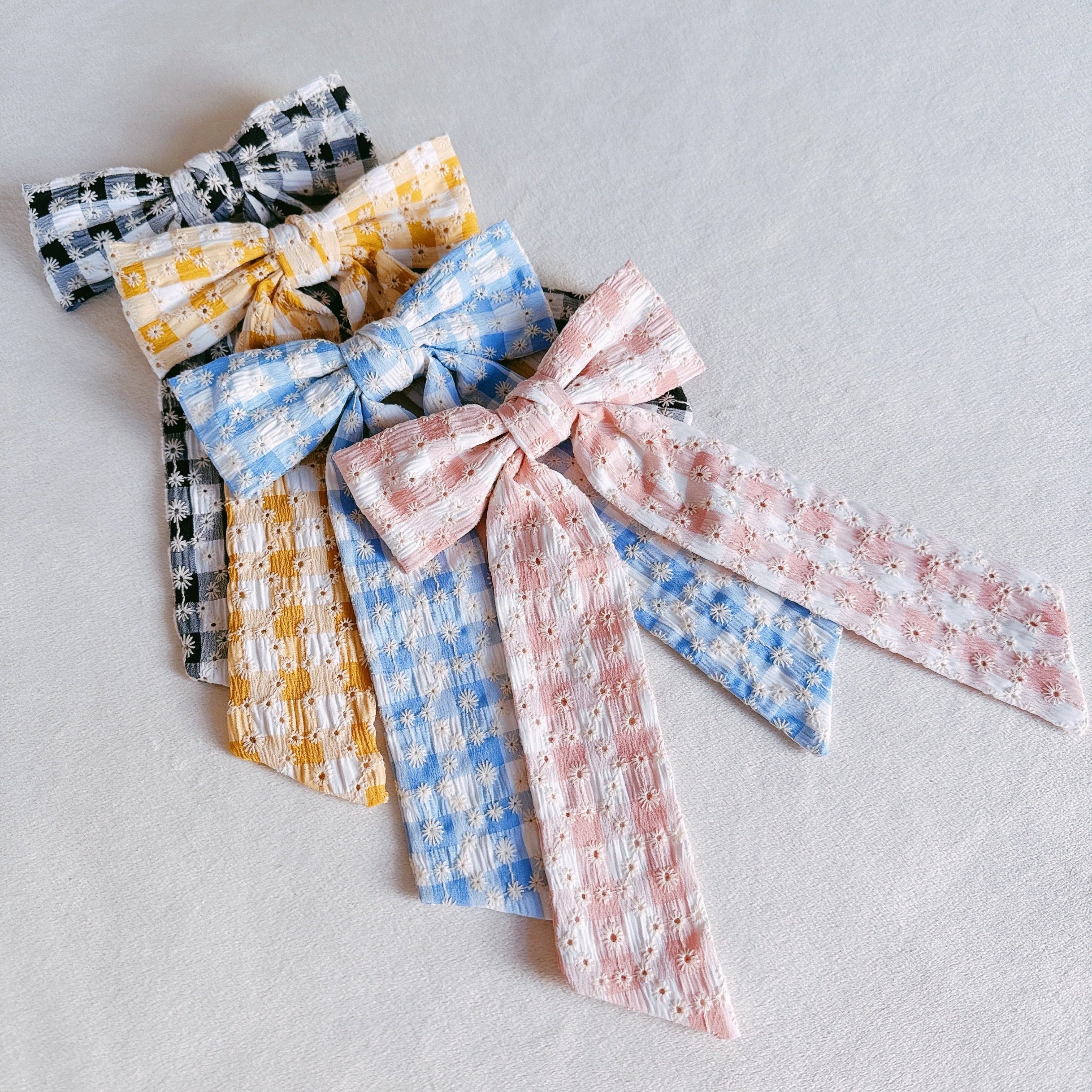 Daisy Picnic Gingham Bow Hair Clip