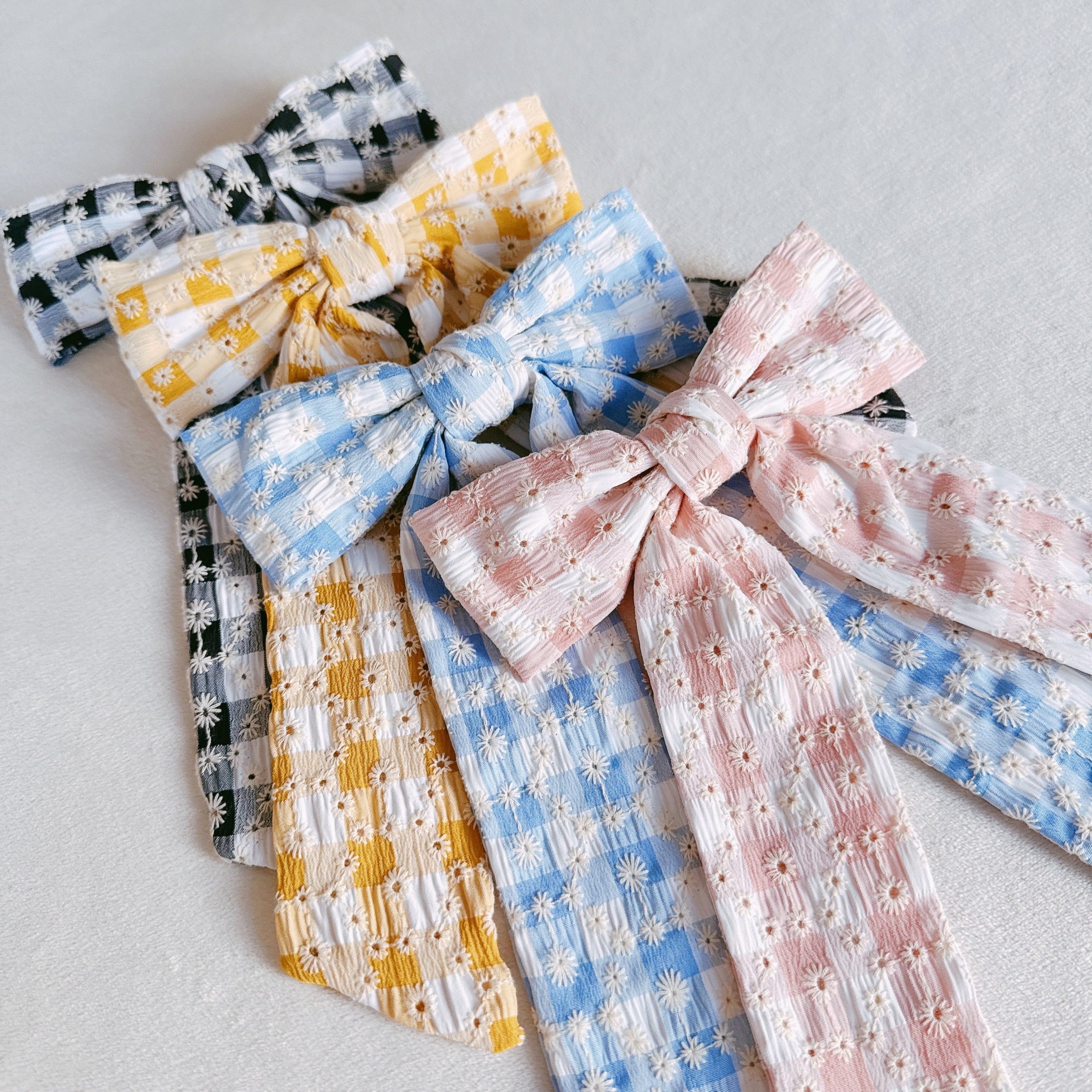 Daisy Picnic Gingham Bow Hair Clip