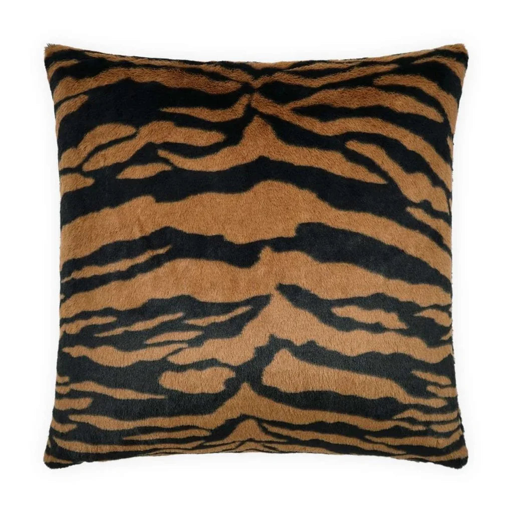 Getti Handmade Throw Pillow