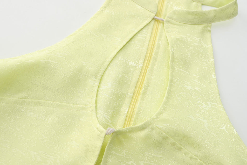 Gui Keyhole Top