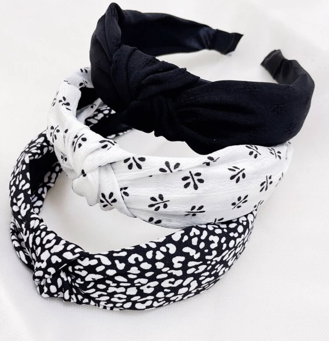 Beautiful Knotted Headband