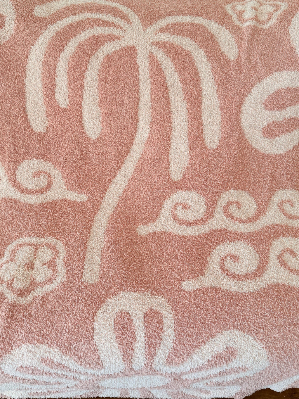 Hanalei Plush Throw - Island Blush