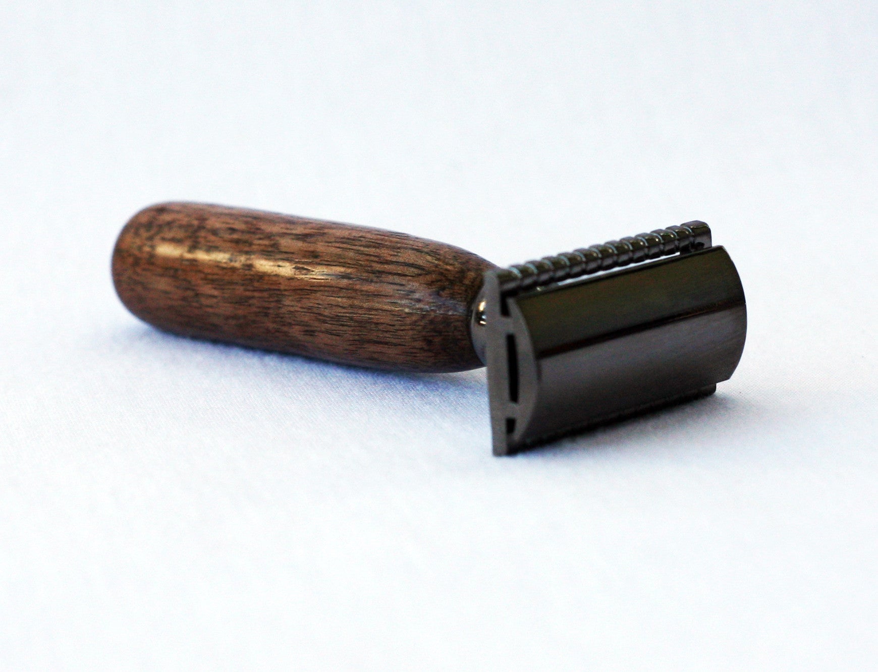 Walnut Wood Hand Crafted Shave Set with Gunmetal Safety Razor