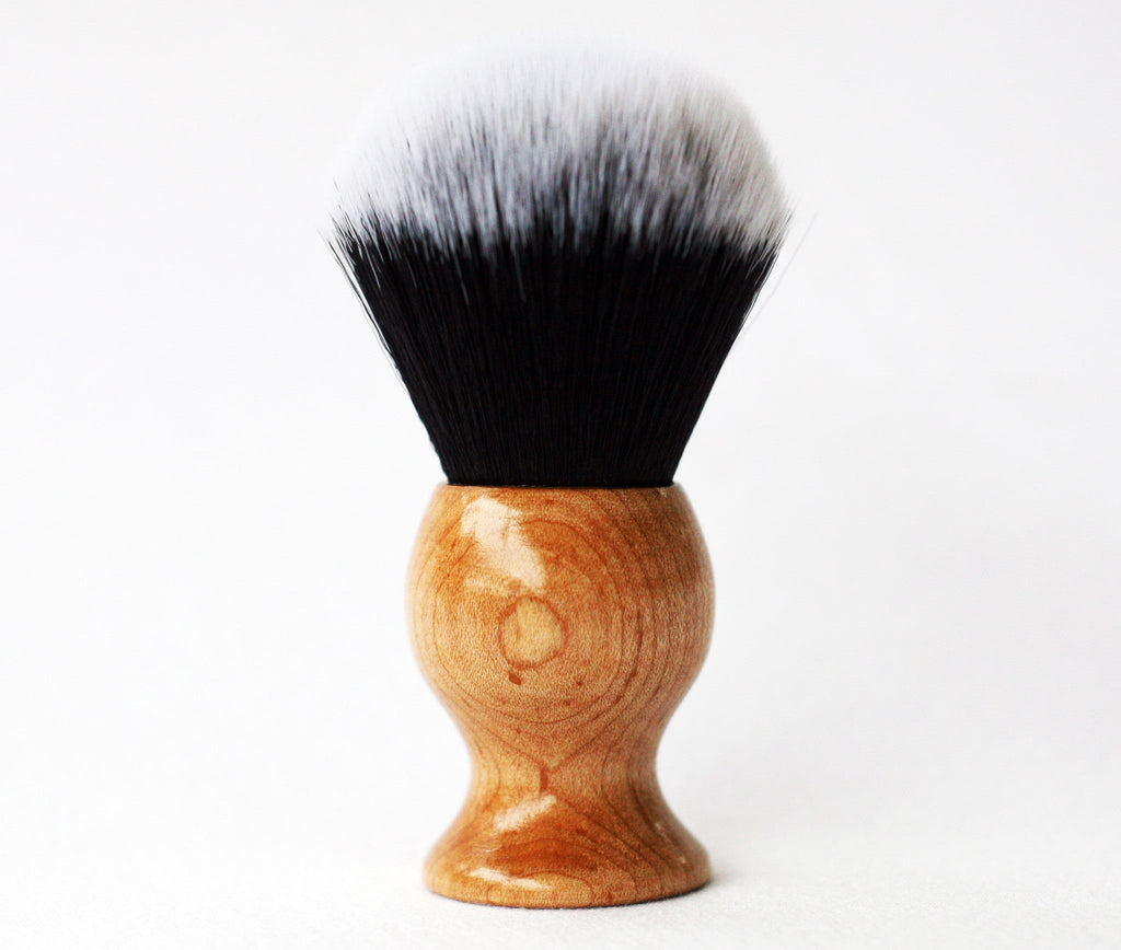 Maple Tuxedo ultra soft top strong backbone very dense shave brush