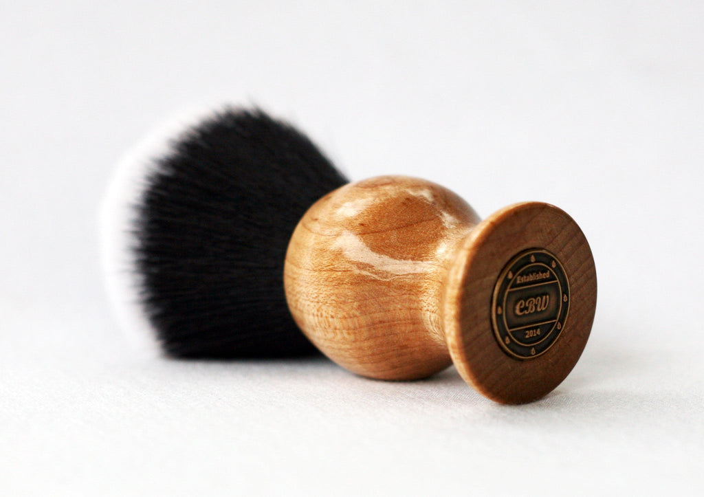 Maple Tuxedo ultra soft top strong backbone very dense shave brush