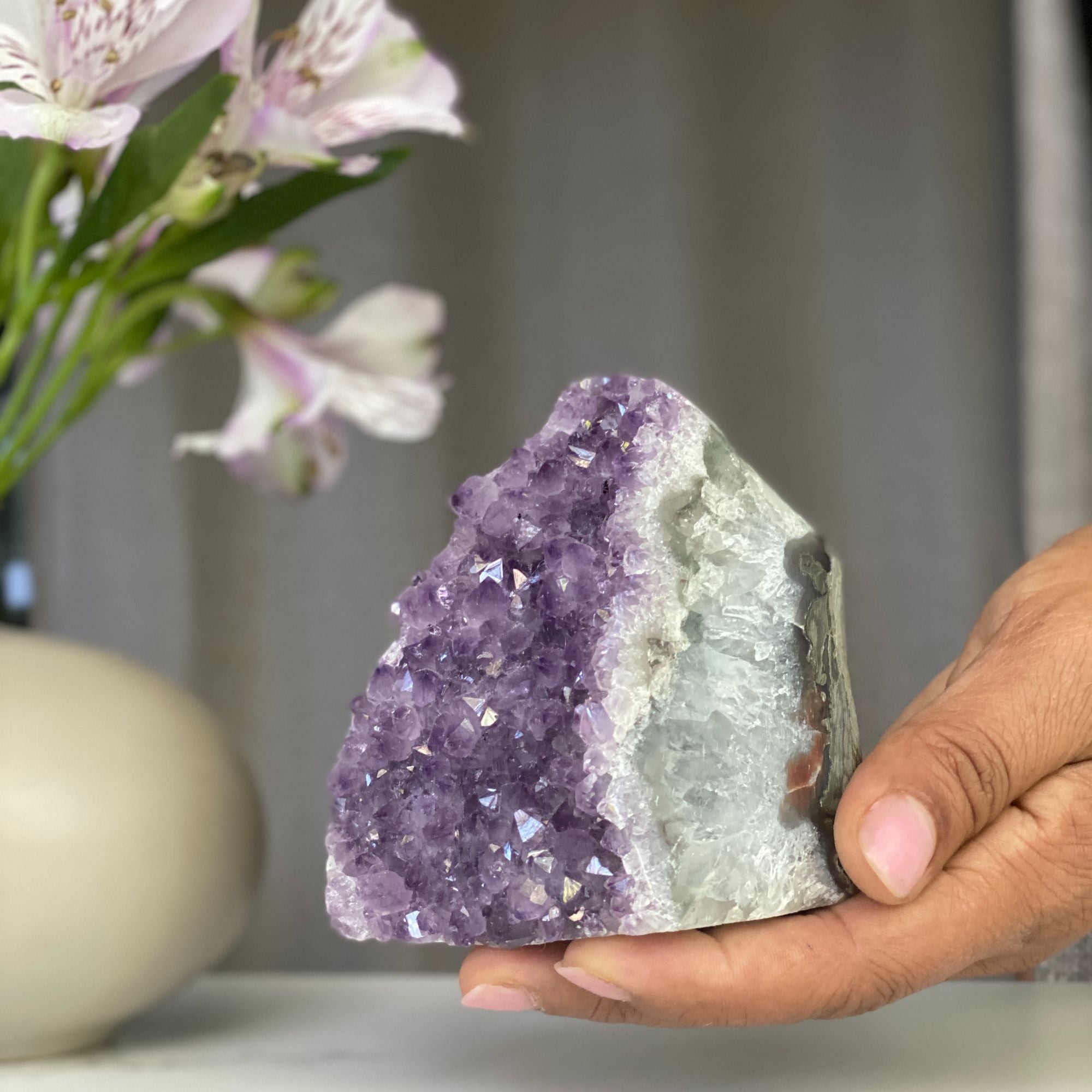 Lavender Amethyst geode with Agate formations