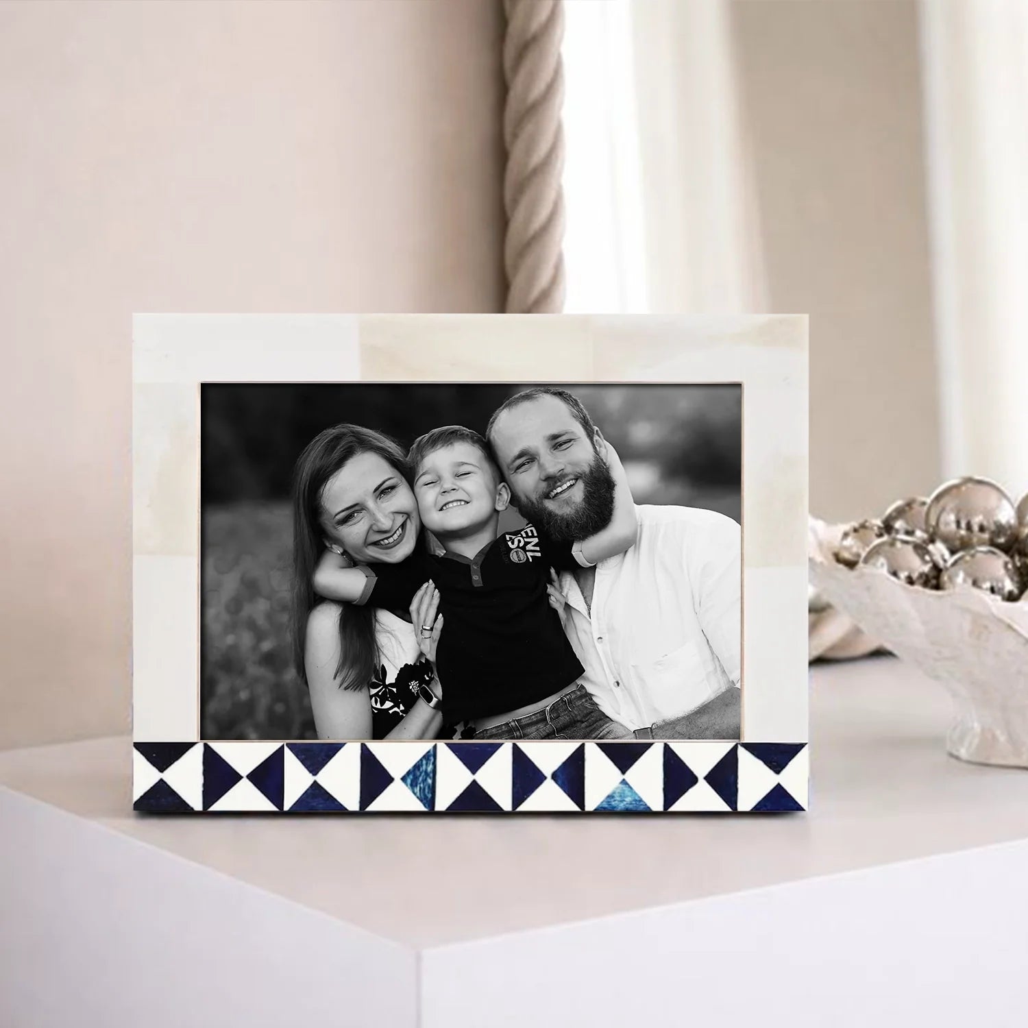Picture Frame Indigo Mosaic Collection Bone Inlay White & Blue – 4x6 & 5x7"