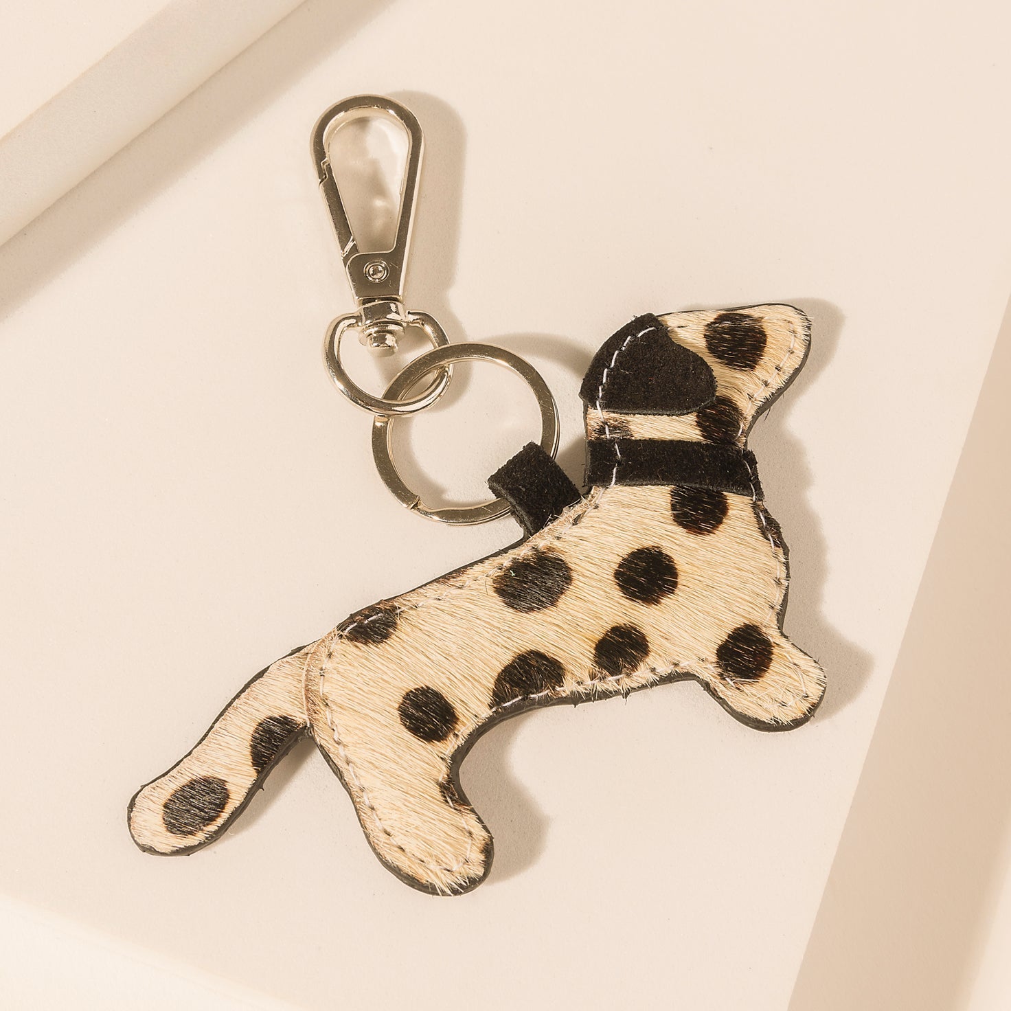 Myra Pawprint Love Keychain in Terra Hide