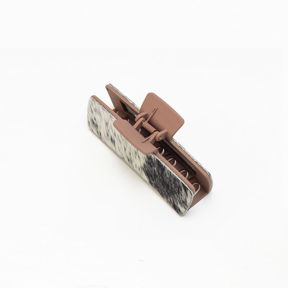 Myra Hearthridge Hairon Hair Clip in Ivory Dust