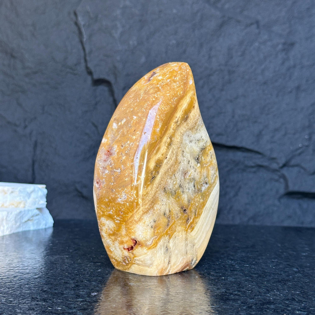 Semiprecious jasper stone, jasper flame