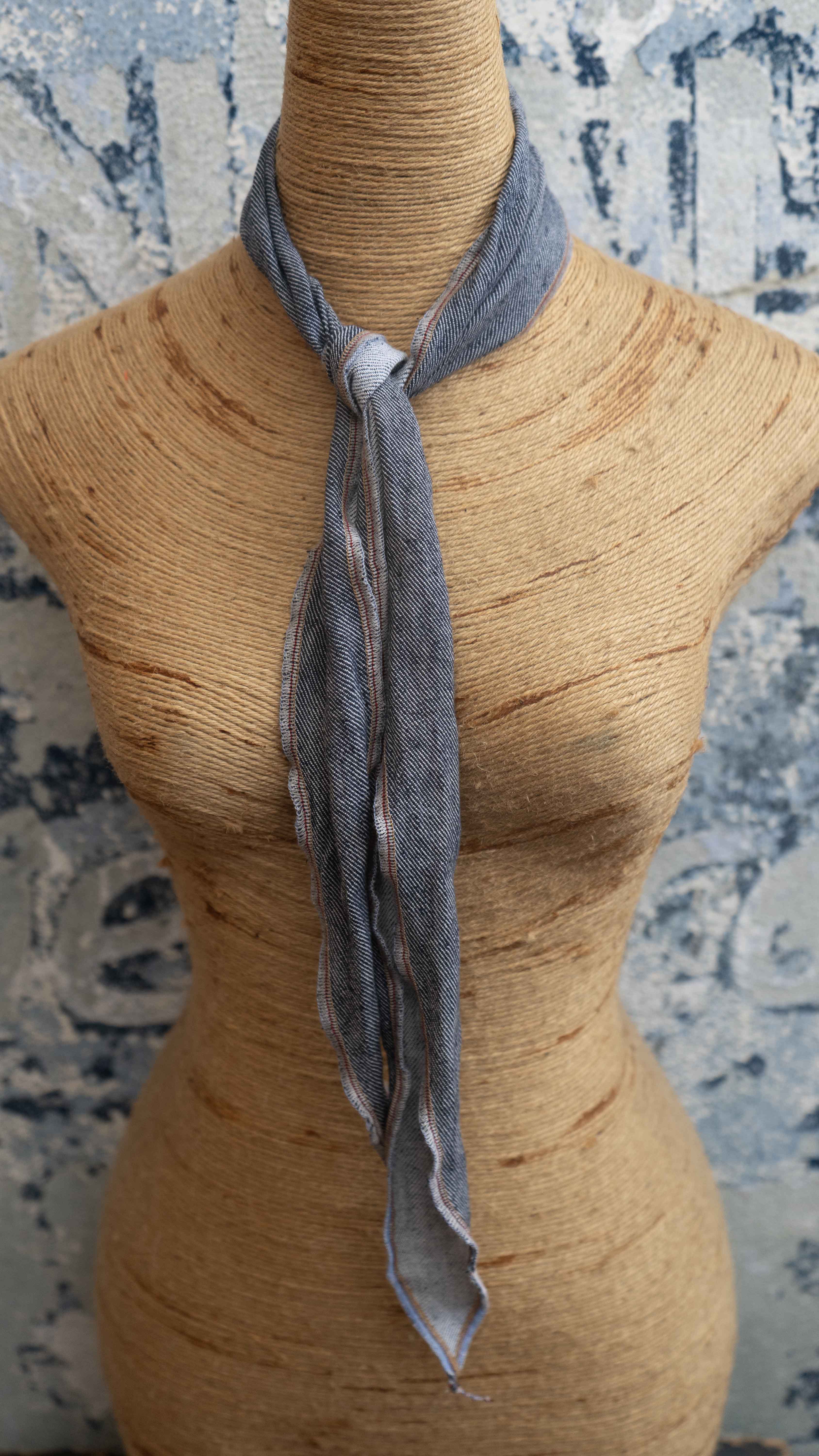 Tennis Tie Break Neck Scarf