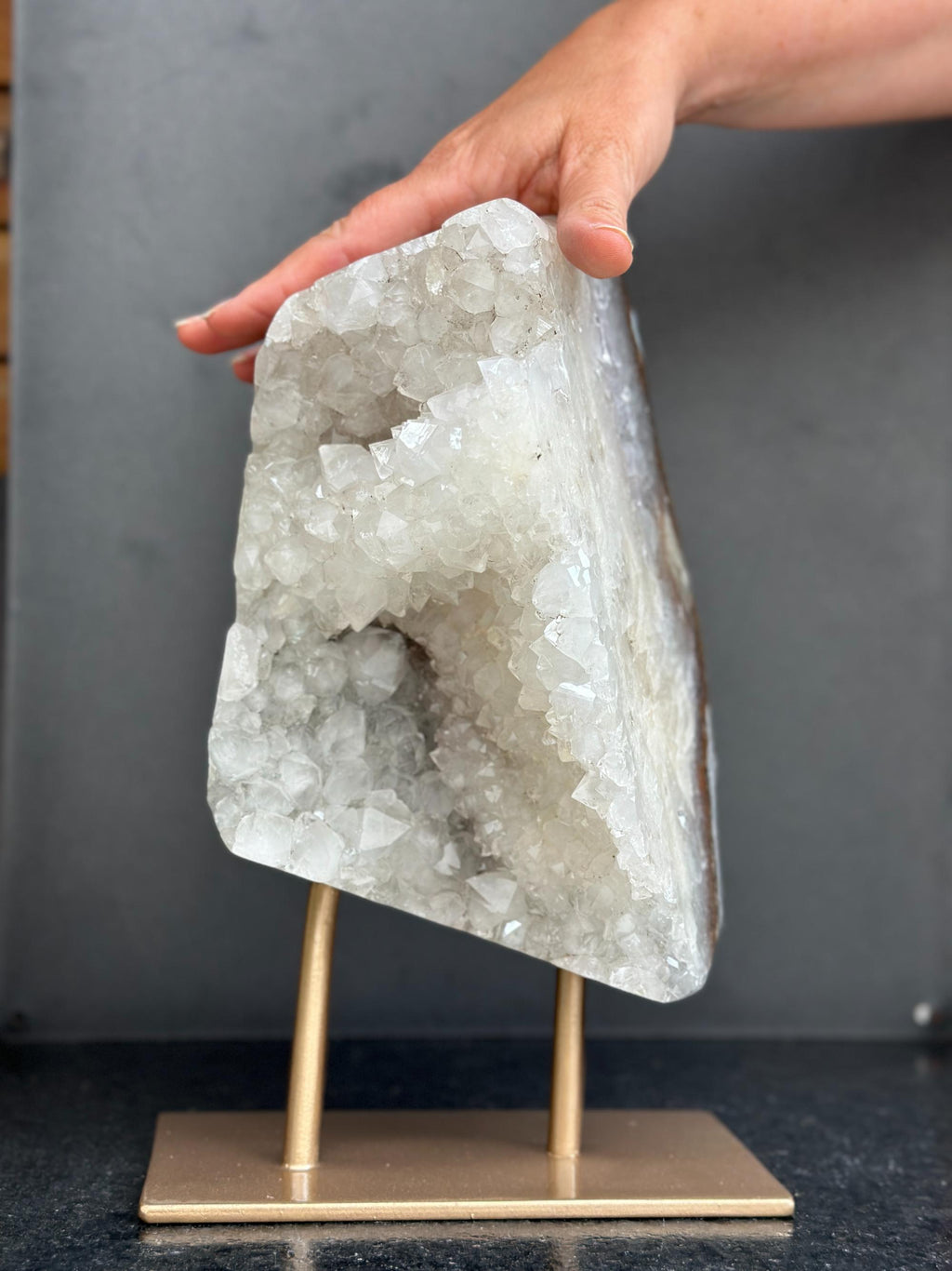 White Quartz With Metal Display Stand