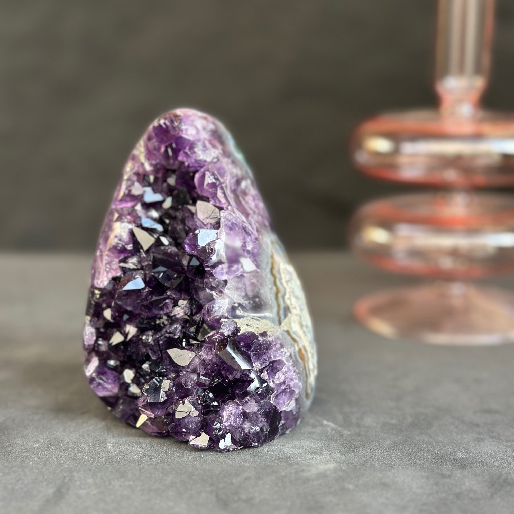 Amethyst geode with Agate formations
