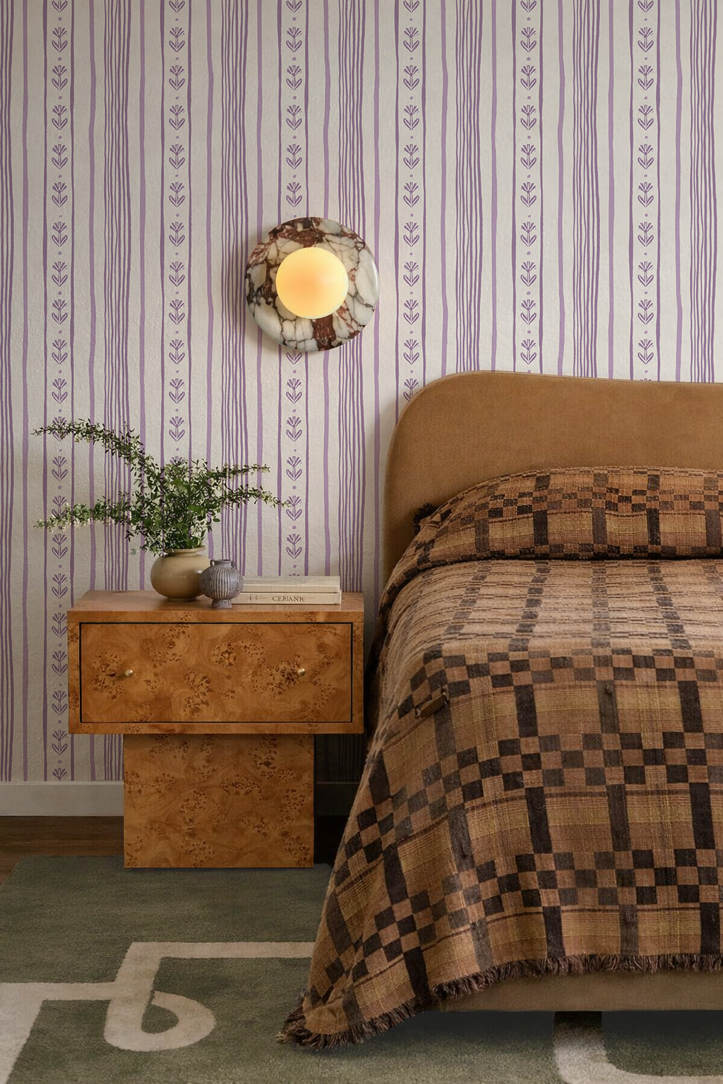 Daisy Chain Stripe Wallpaper, beige and lavender