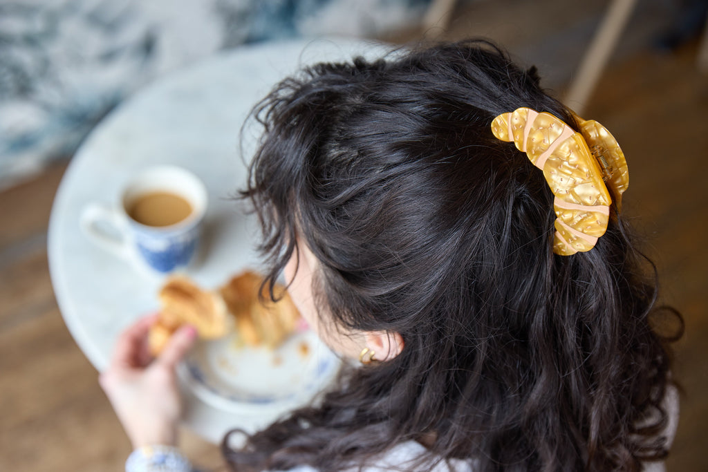 le croissant hair clip