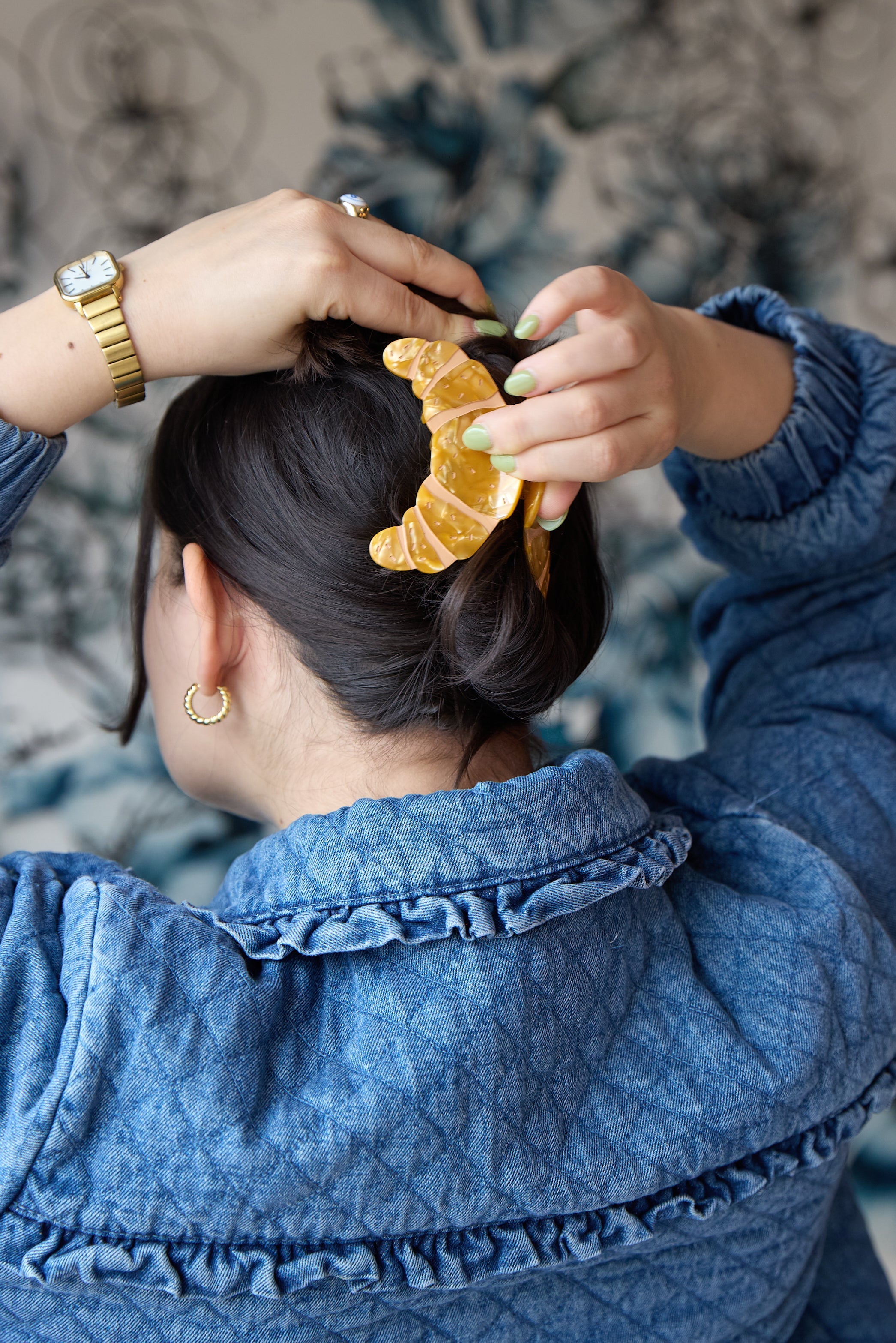 le croissant hair clip