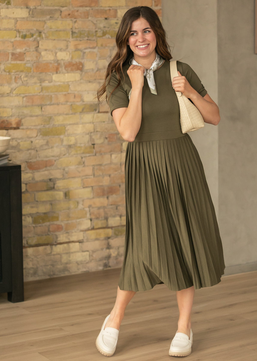 Emersyn Olive - Dress