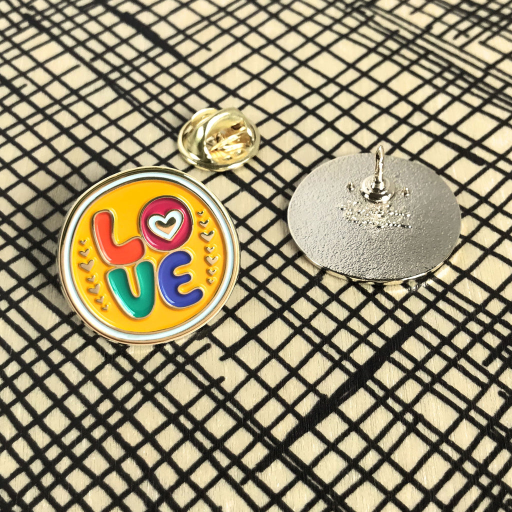 Good Juju Keychain + Pin Gift Set
