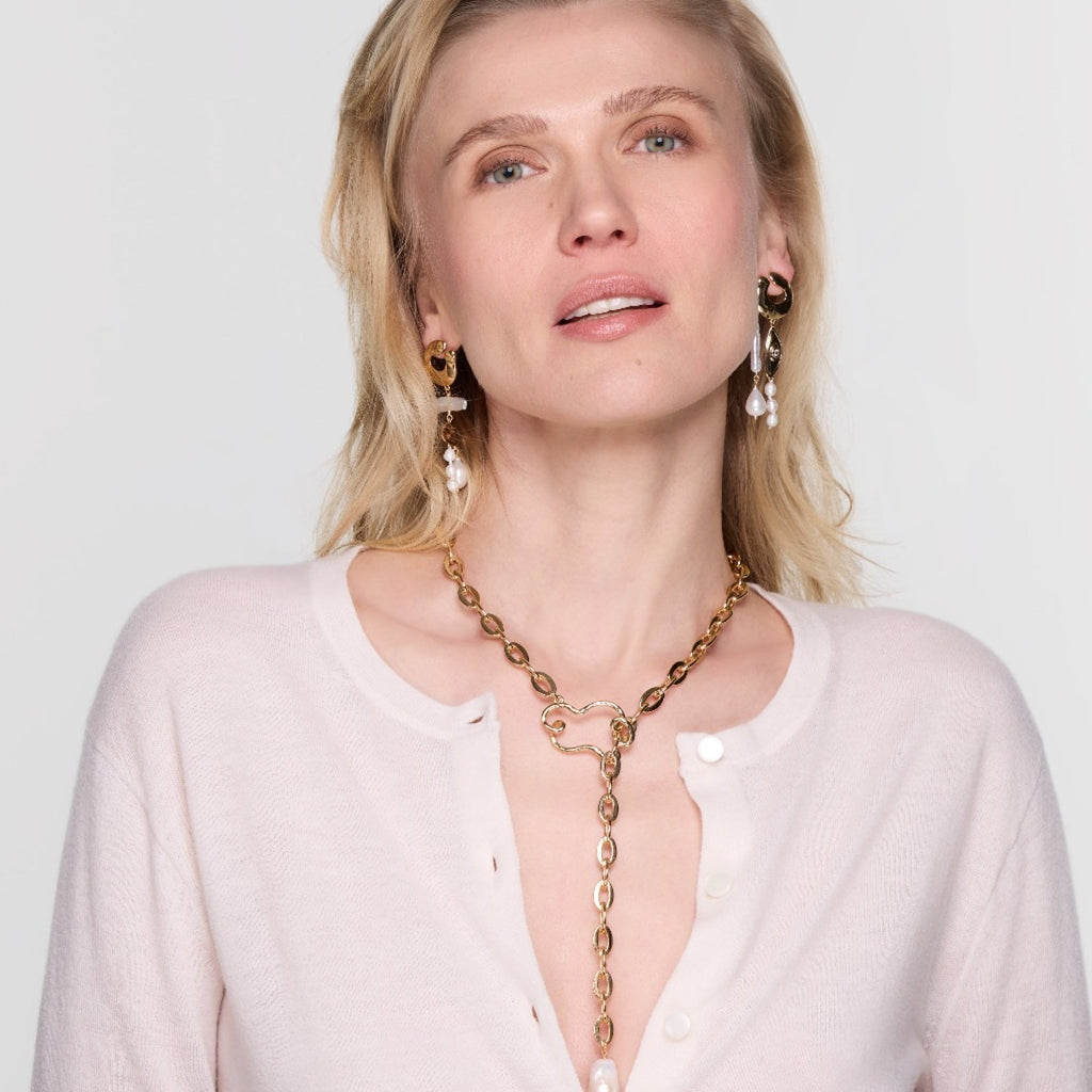 Eva Pearl Necklace