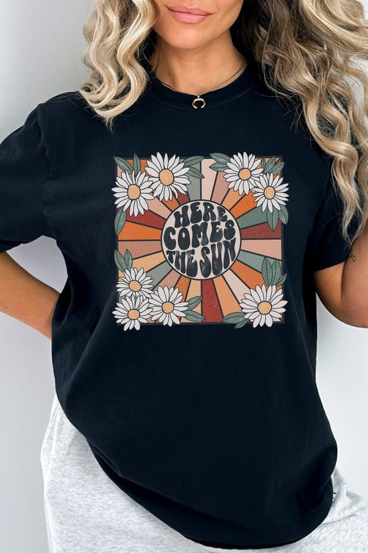 Here Comes The Sun Daisy Comfort Color Graphic Tee T-Shirt