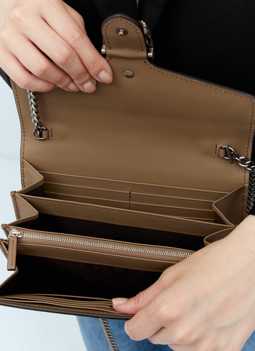 Gucci Women Dionysus Supreme Chain Shoulder Bag