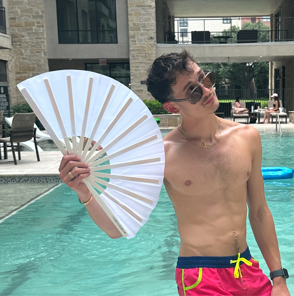 The White Fan (UV)