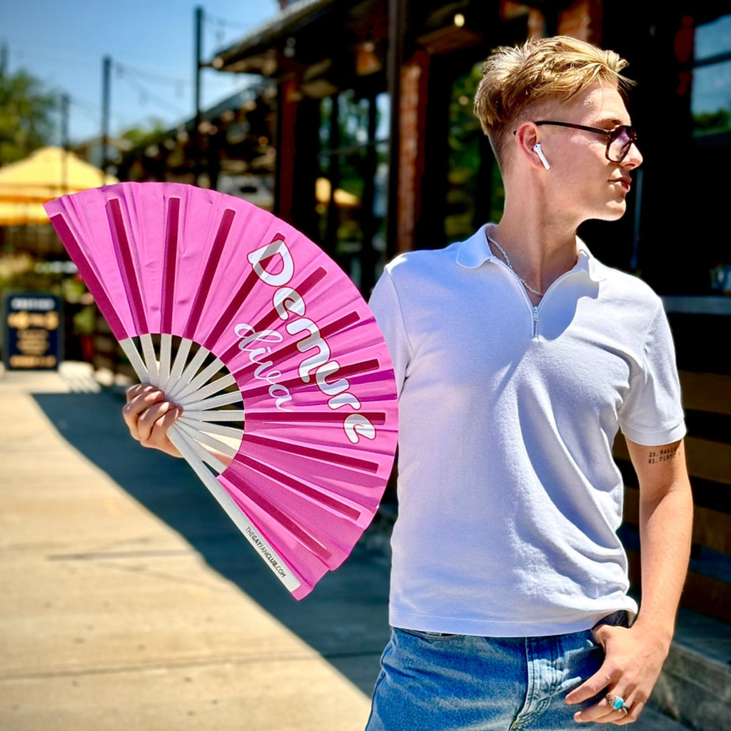 Demure Diva Fan