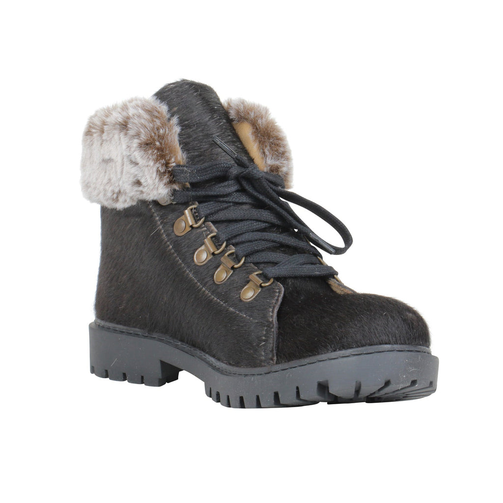Turbulent Boots