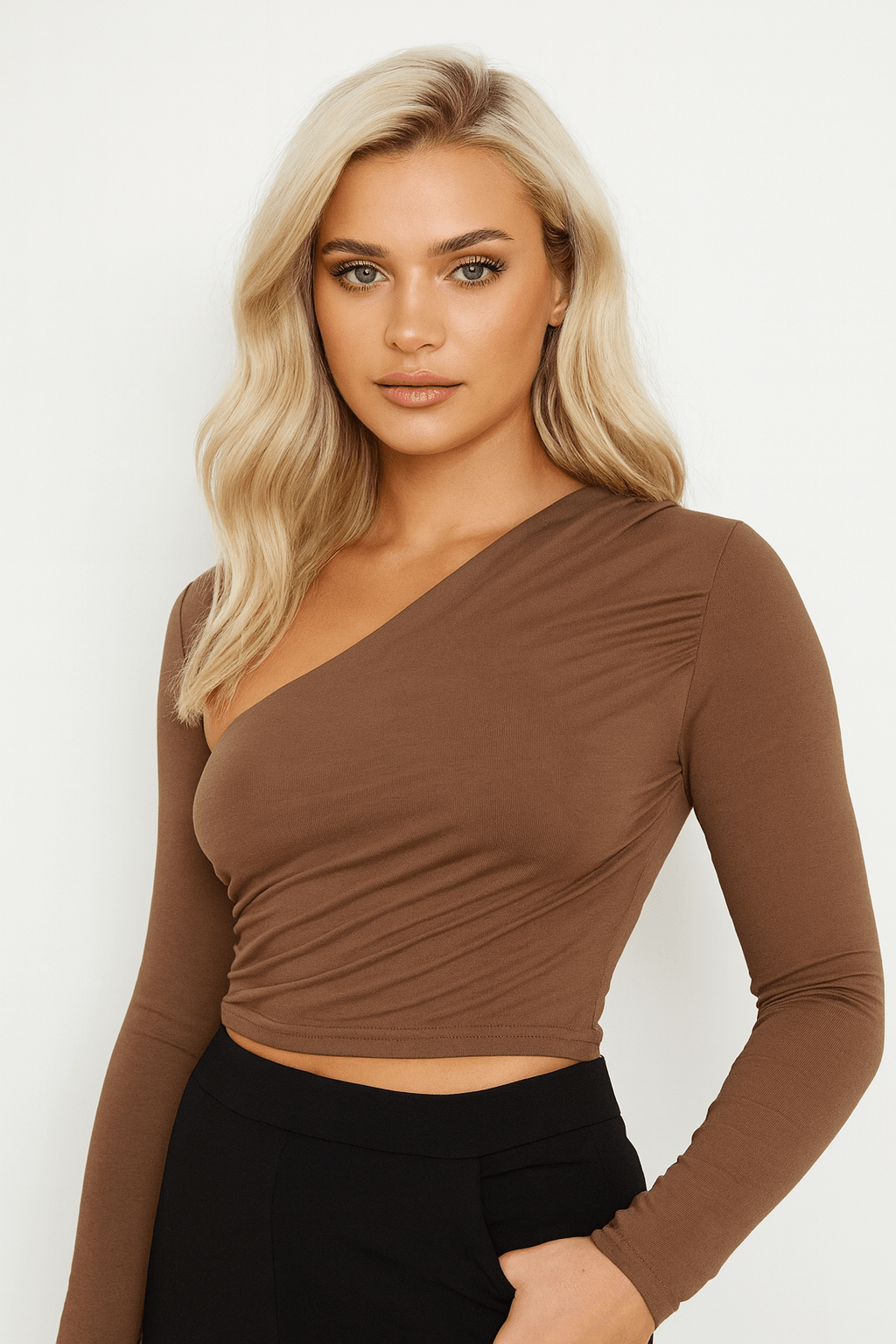 Women’s Long Sleeve Asymmetrical Ruched Crop Top